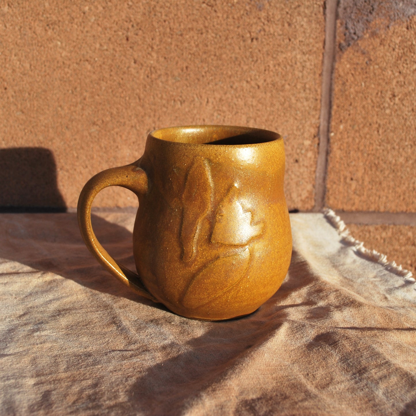 Etched Mug in Ochre