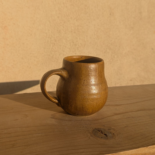 Mug in Ochre