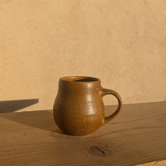 Mug in Ochre